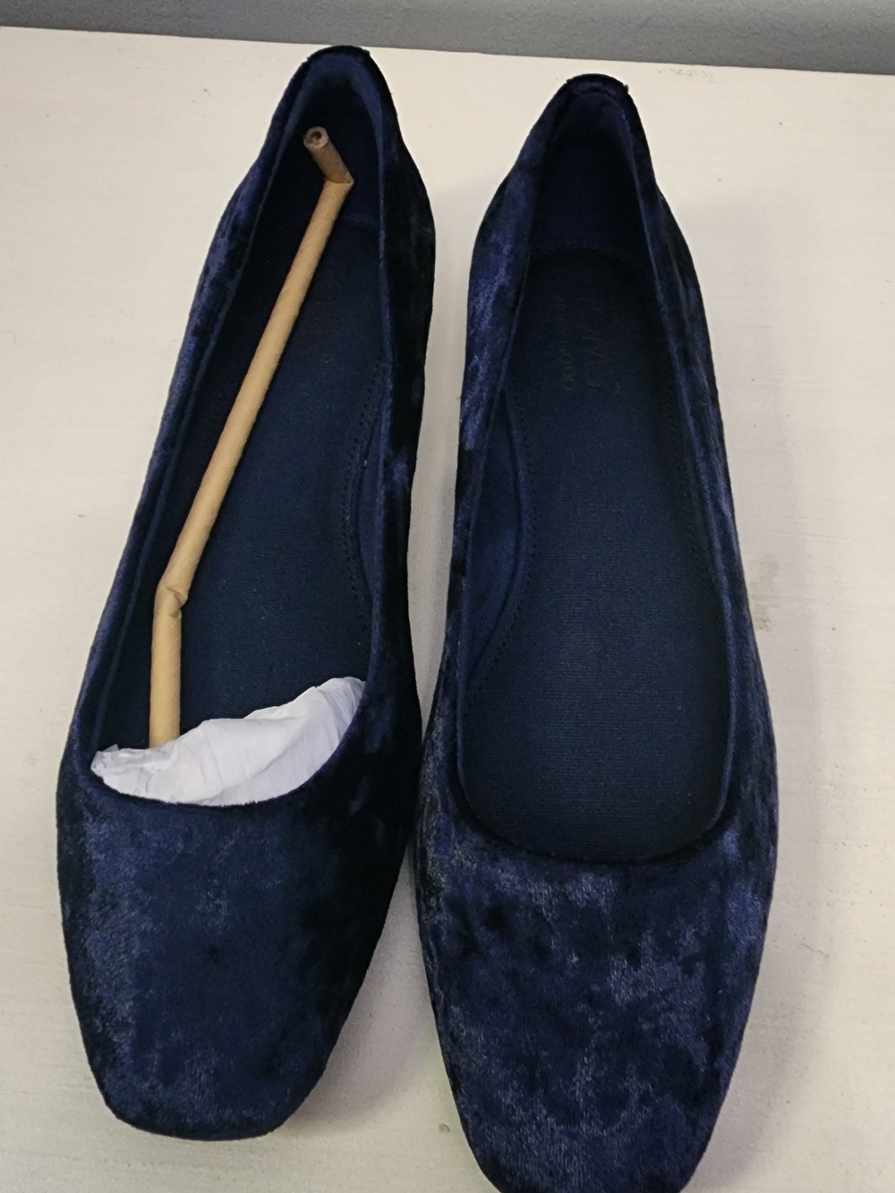 Toms Navy Velvet Ballet Flats NWT